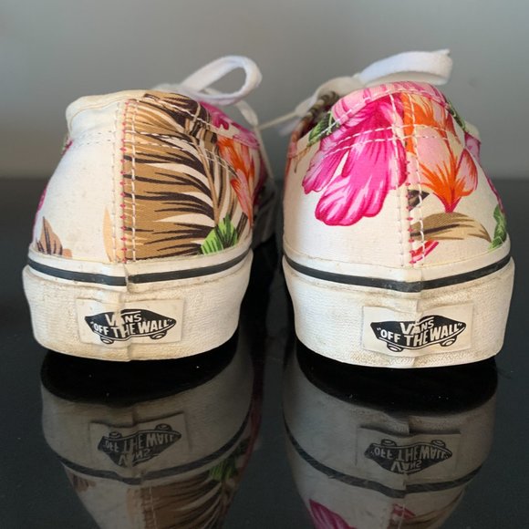 √ Vans Classic Floral Shoes - Picture 4 of 6